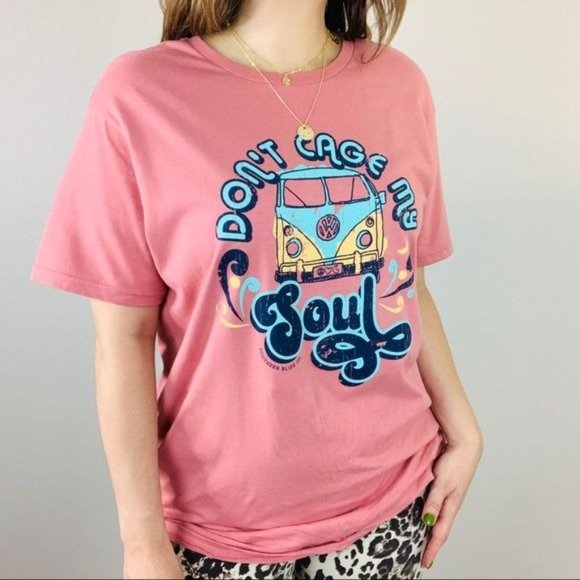 DON'T CAGE MY SOUL Pink Graphic Tee Sz L - Picture 2 of 8
